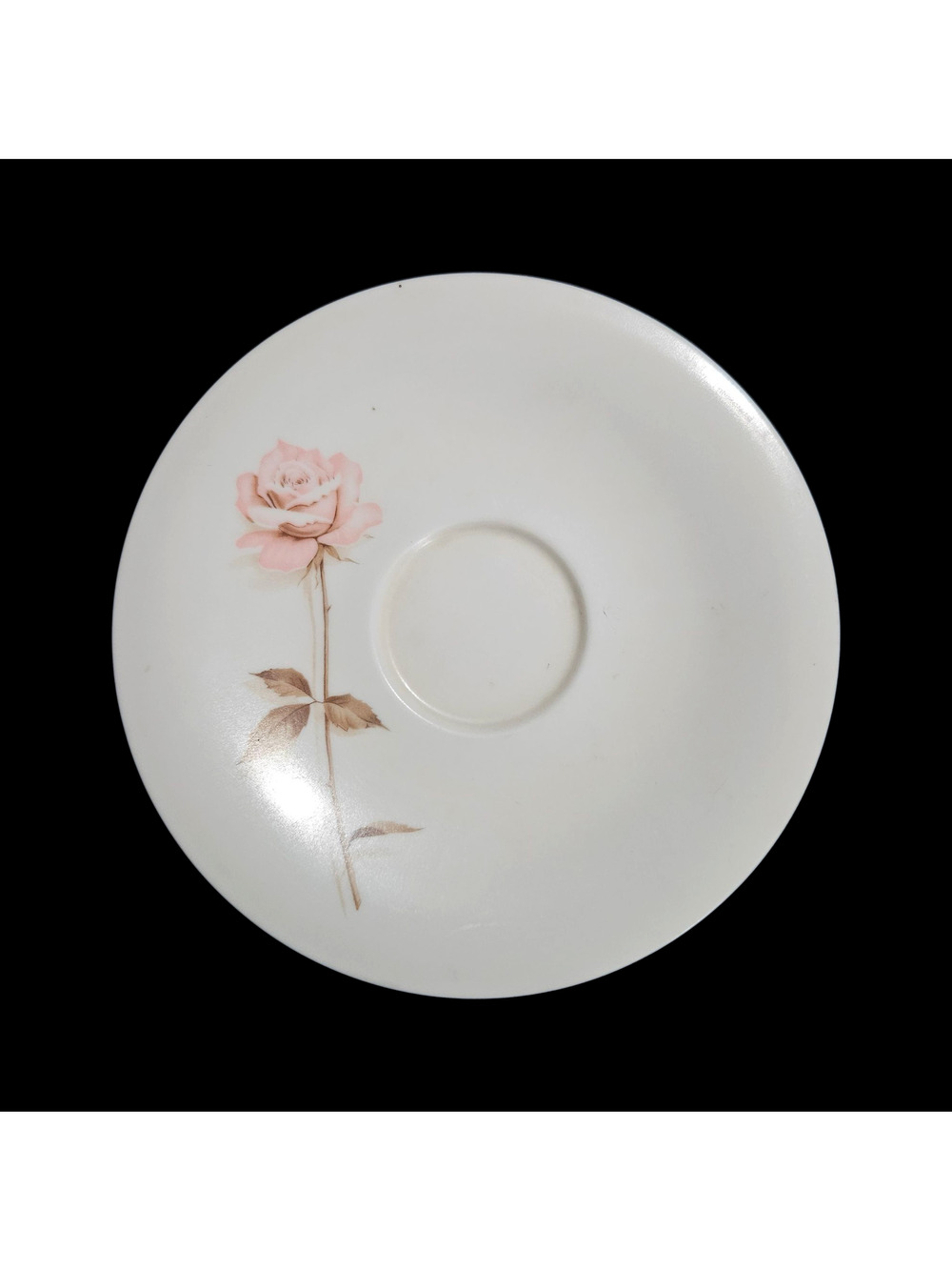 Oneida Premier Pink Rose Saucers Set of 4 Floral White Coupe Dinnerware